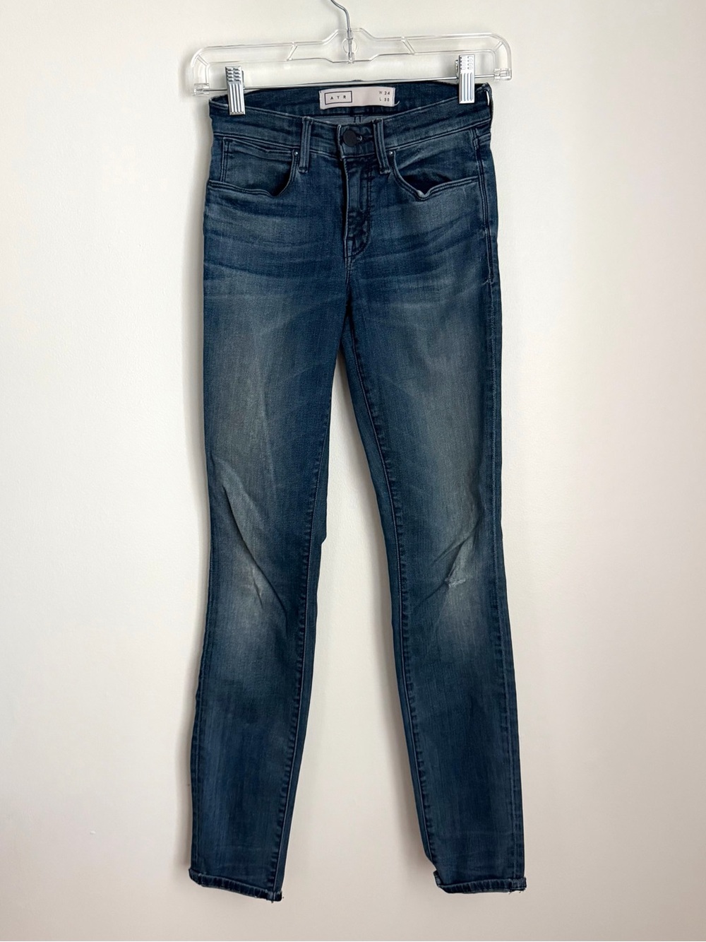 AYR Medium Wash Skinny Jeans 24 Waist